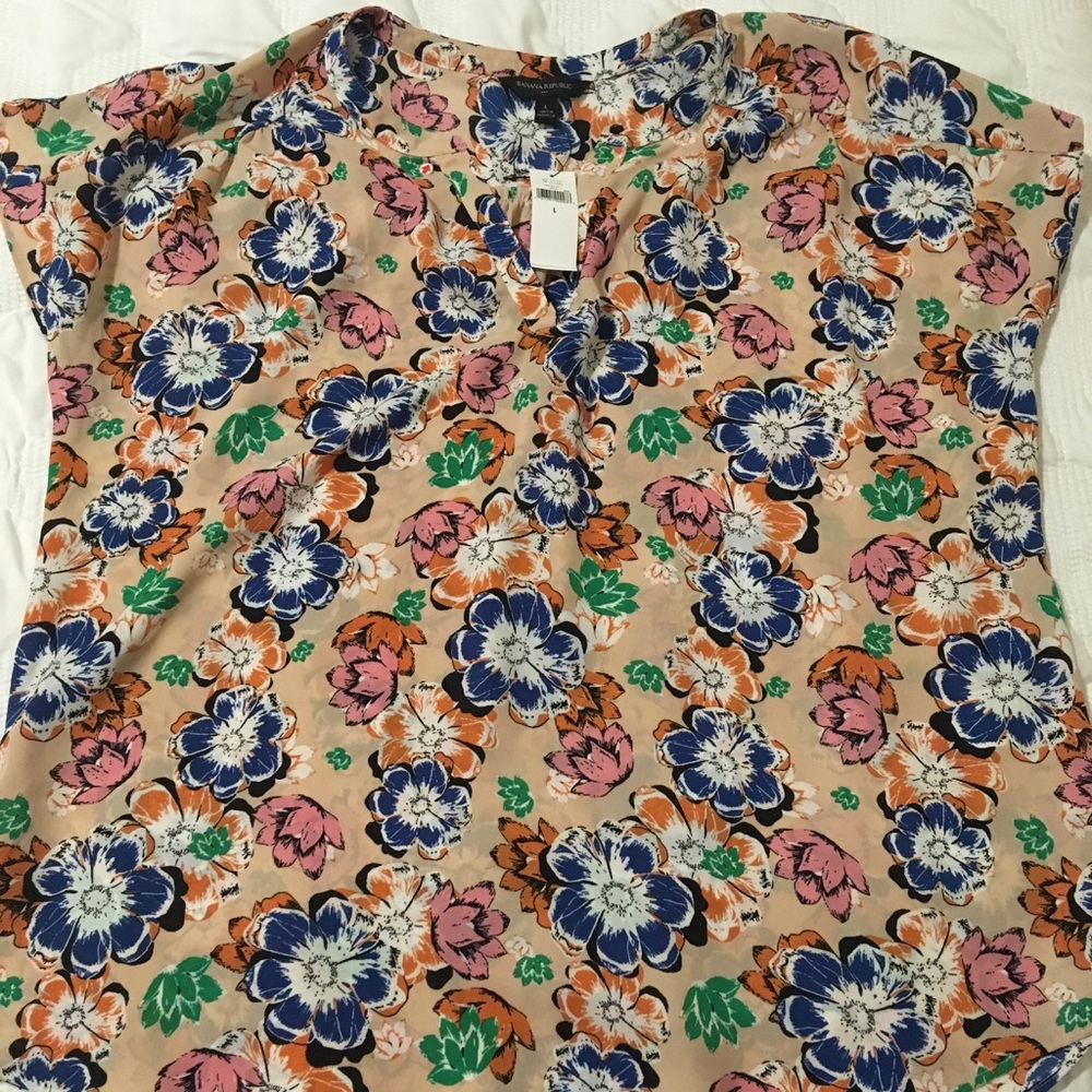 NWT Banana Republic Short Sleeve Blouse